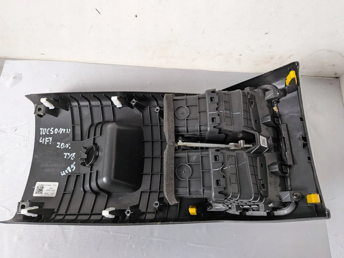 Grelha de ventilação Hyundai Tucson III Usada image 3