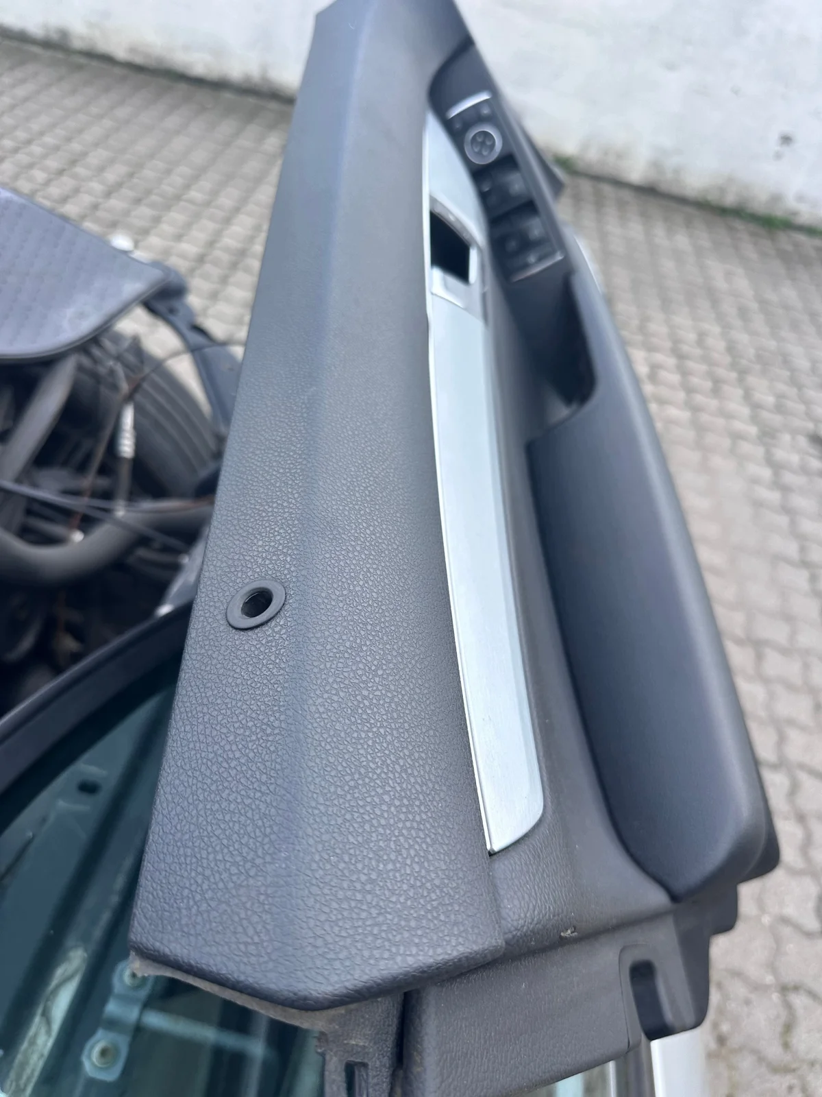 Mercedes C-Klasse W204 Türverkleidung vorne links image 5