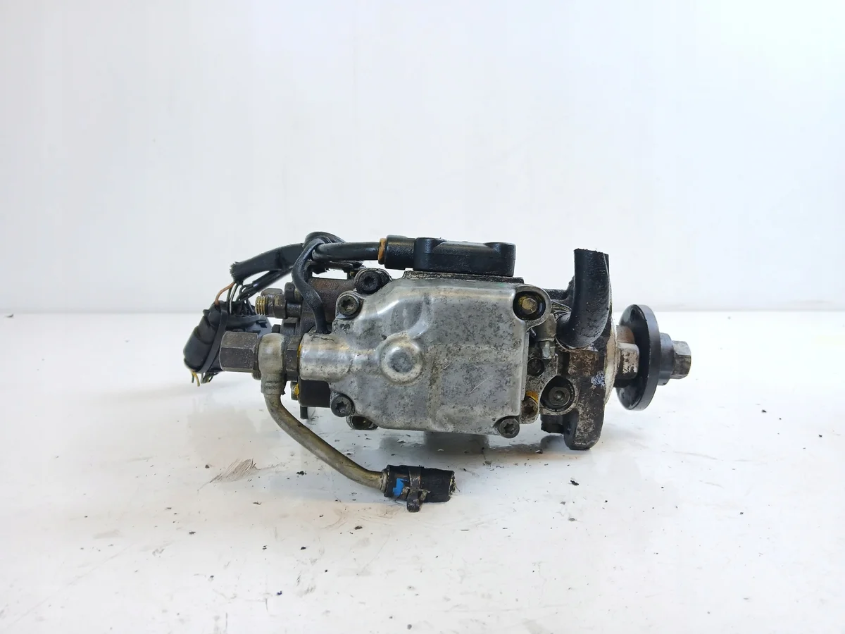 VW Golf IV Bora 1.9 TDI Einspritzpumpe 038130107D image 5
