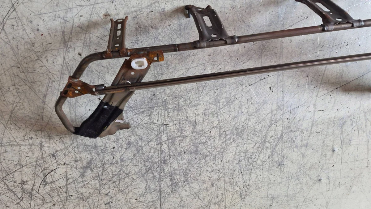 Support batterie Toyota Corolla E210 E21 XRA8571 image 3