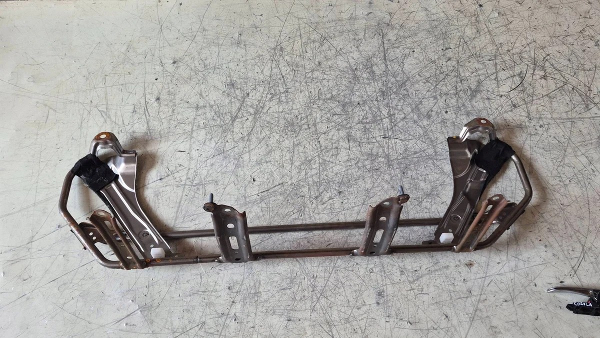 Support batterie Toyota Corolla E210 E21 XRA8571 image 4
