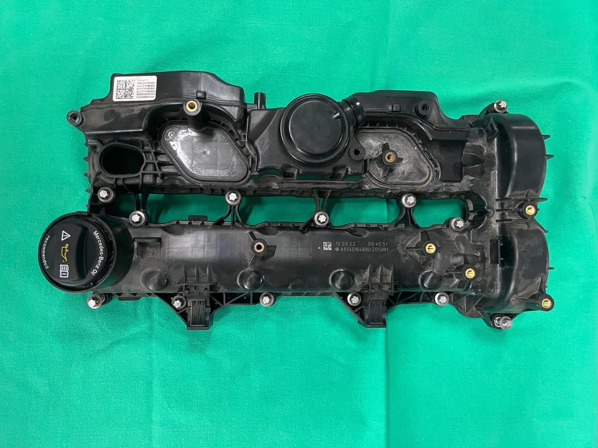 Ventildeckel A6540164900 Mercedes-Benz OM 654