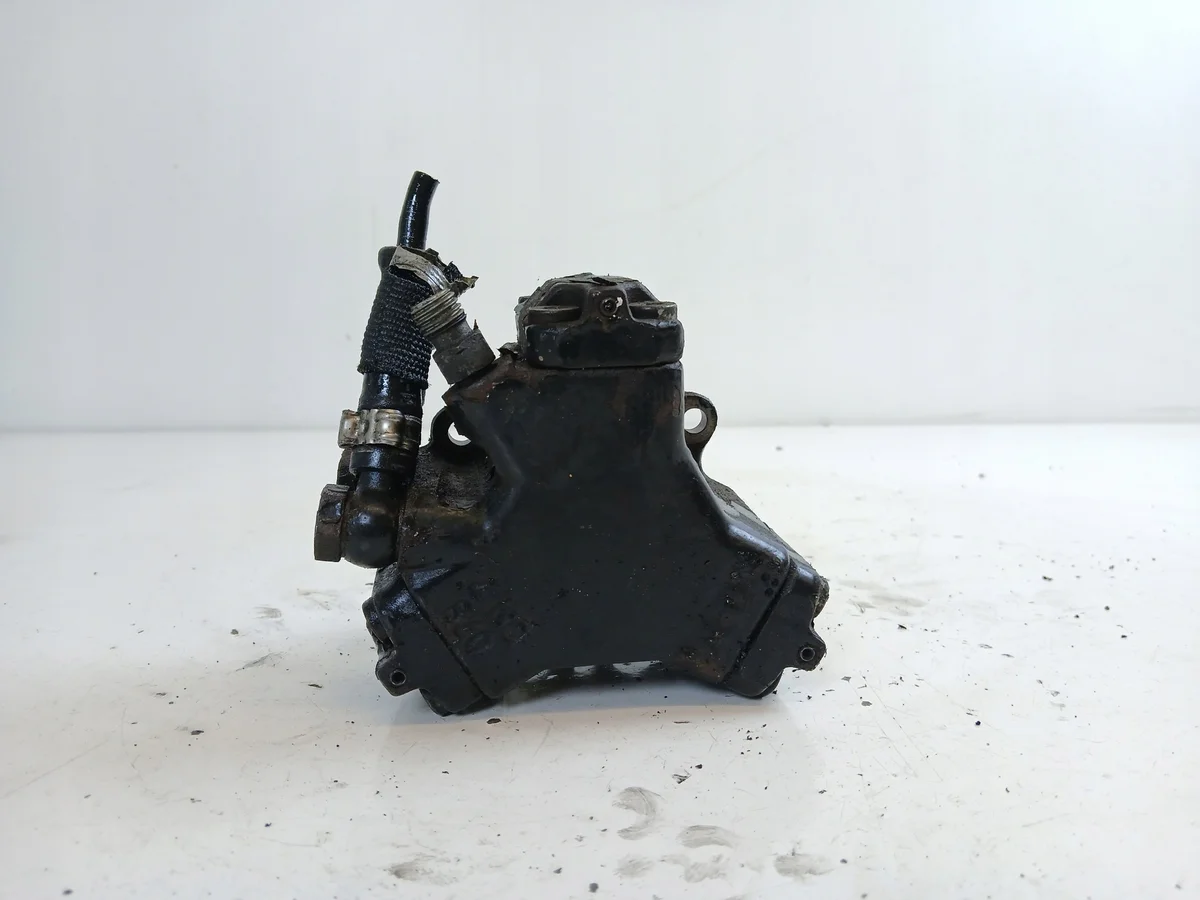 Opel Corsa D 1.3 CDTI Injectiepomp image 5