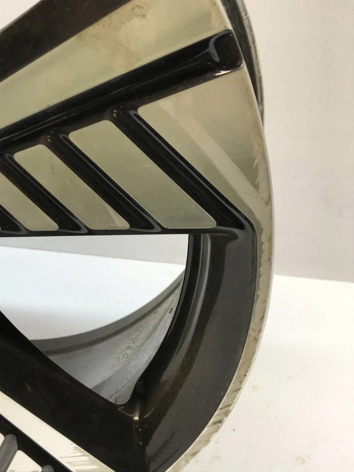 Aluminiumfälg MG OE ZS EV 17 tum image 7
