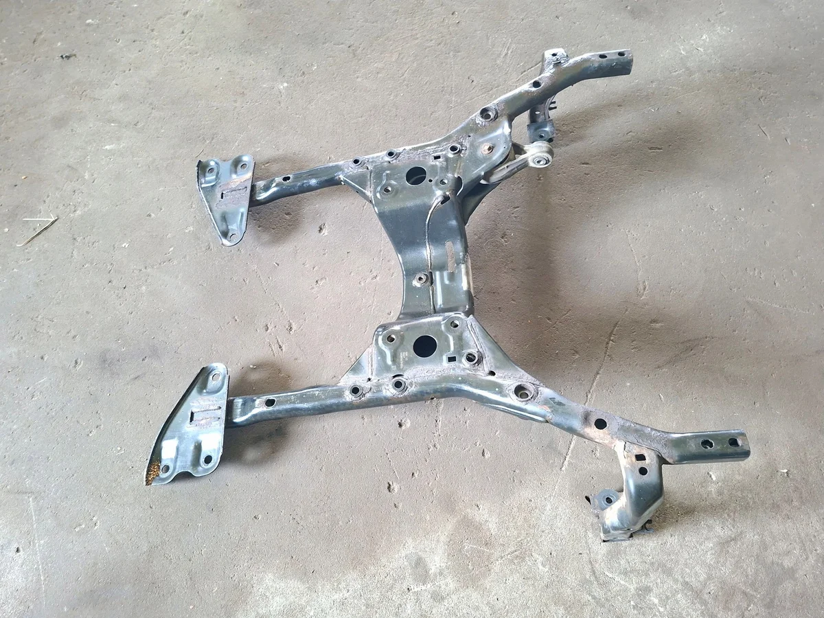 Mini Cooper Countryman R60 Schlitten vorne image 3