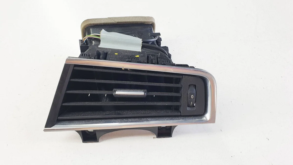 BMW 5 GT F07 höger luftgaller instrumentpanel