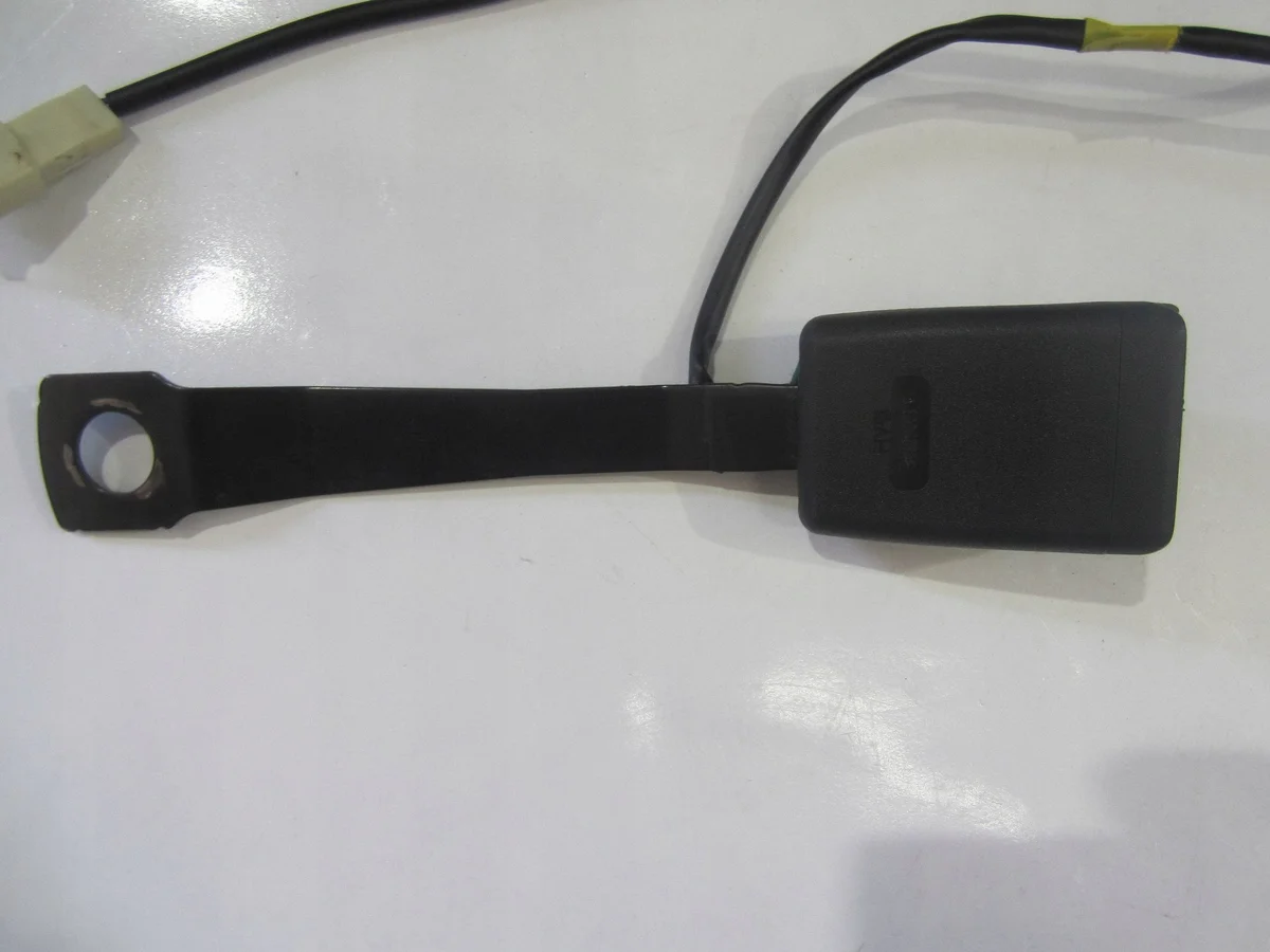 Fecho Cinto Segurança Subaru XV I Direito image 5