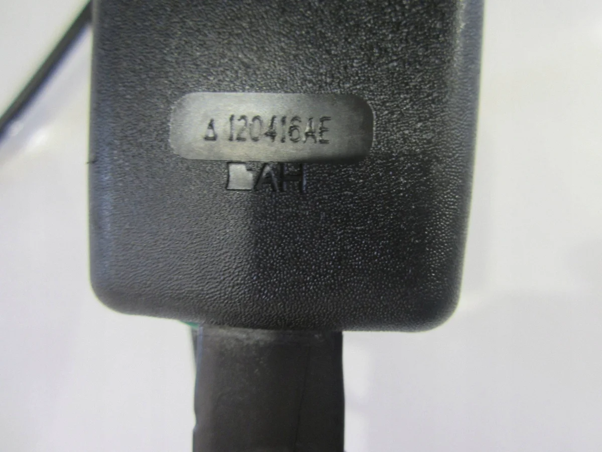 Fecho Cinto Segurança Subaru XV I Direito image 6