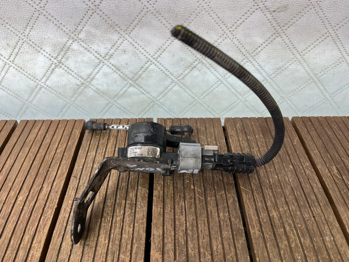 Capteur OPEL INSIGNIA B LIFT 545334844 OE