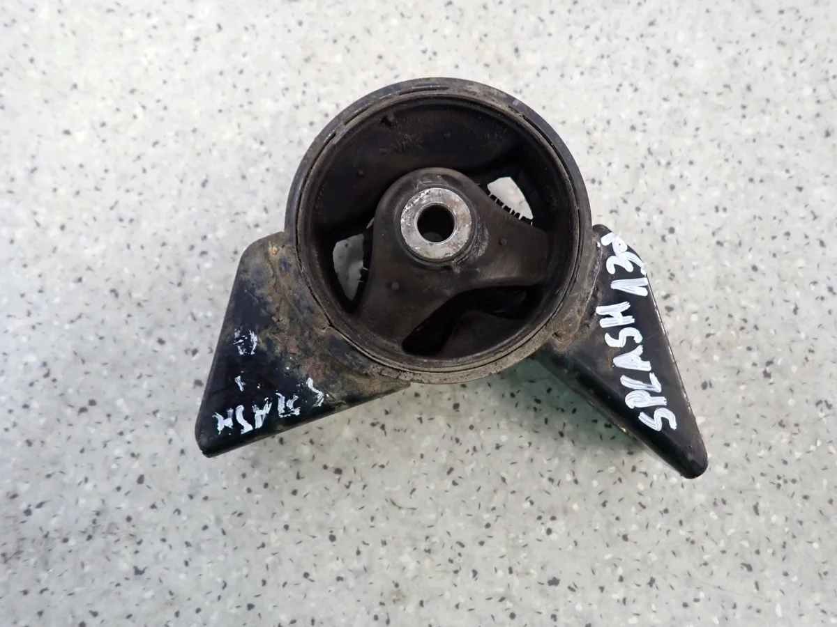 Suzuki Splash 1.3 DDIS 08-14 Motorlager hinten