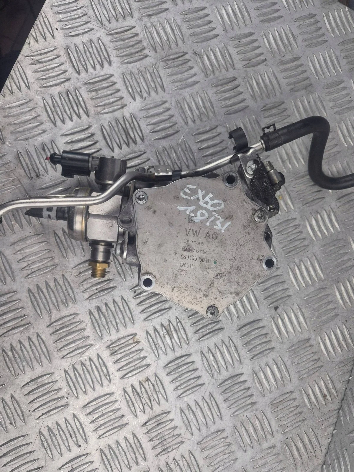 Vacuum Pump 06J145100B for Seat Altea image 6