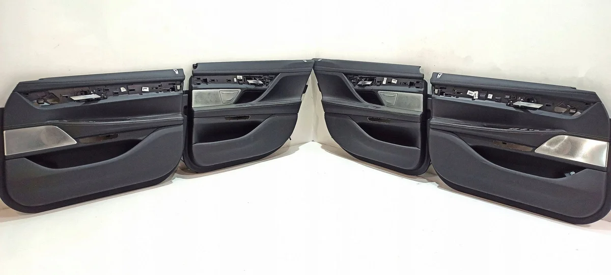 Boczek BMW 7 G11 G12 51417448497 Usado