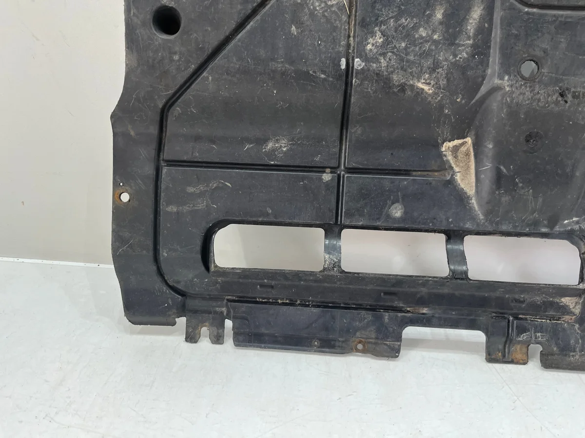Peugeot 206 Plus Engine Splash Shield Used image 3