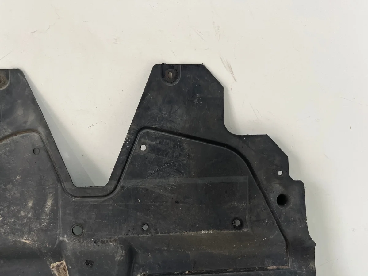 Peugeot 206 Plus Engine Splash Shield Used image 5