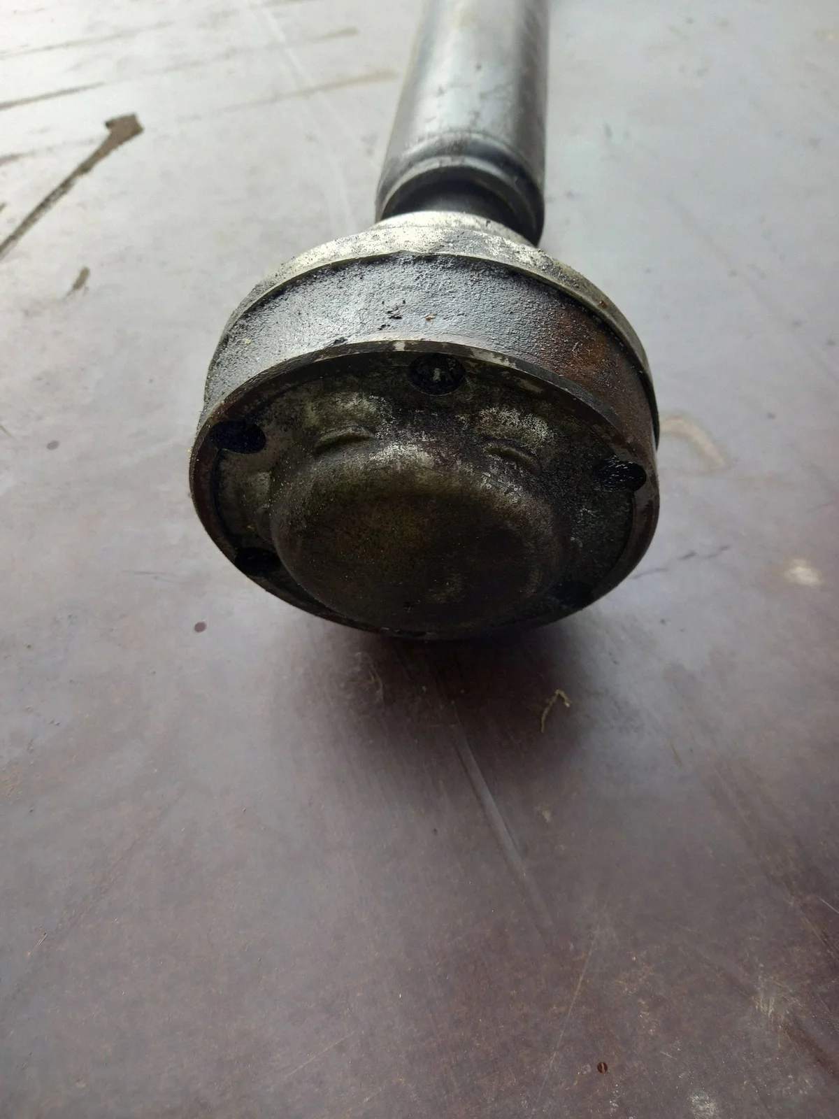 Arbre de transmission avant VW Touareg II 7L8521101F image 3