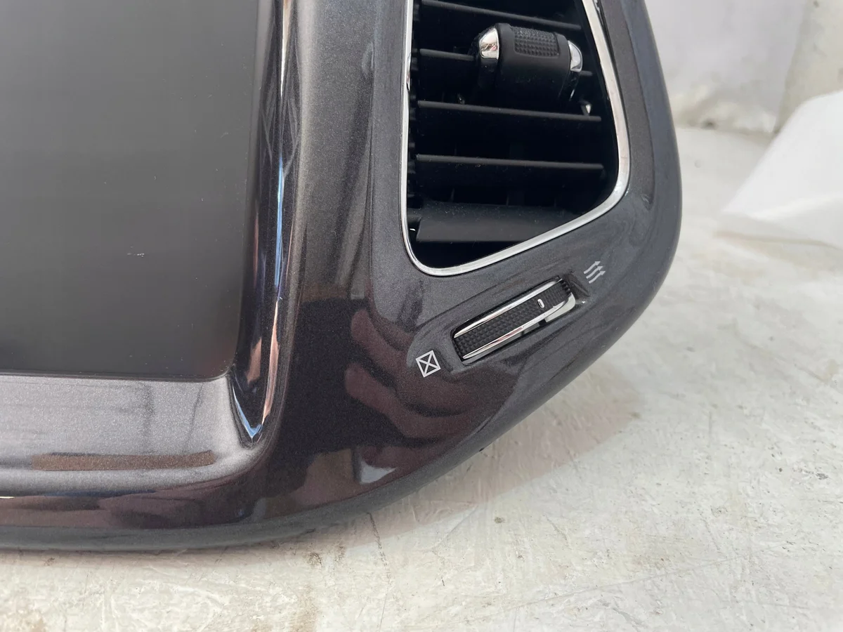Pantalla Radio Jeep Compass II 52161757 Usado image 6