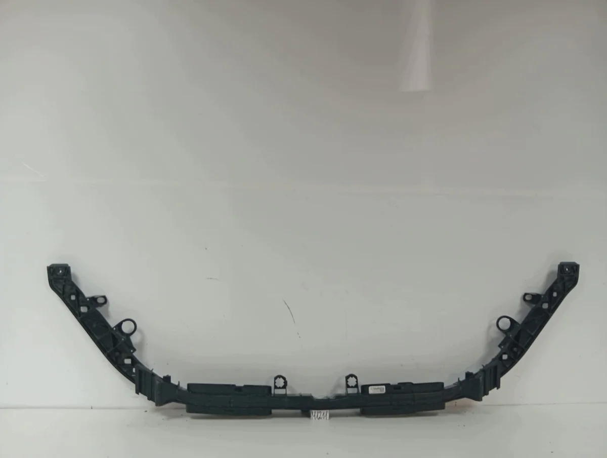 Mercedes Front Panel Reinforcement Used image 3