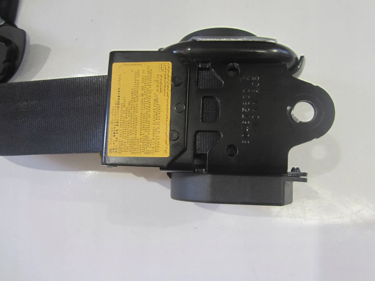 Höger framsätesbälte Mitsubishi ASX I COE6512 image 5