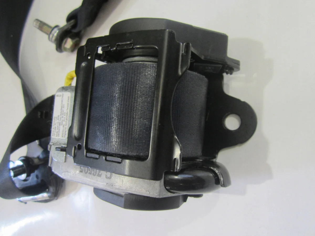 Höger framsätesbälte Mitsubishi ASX I COE6512 image 6