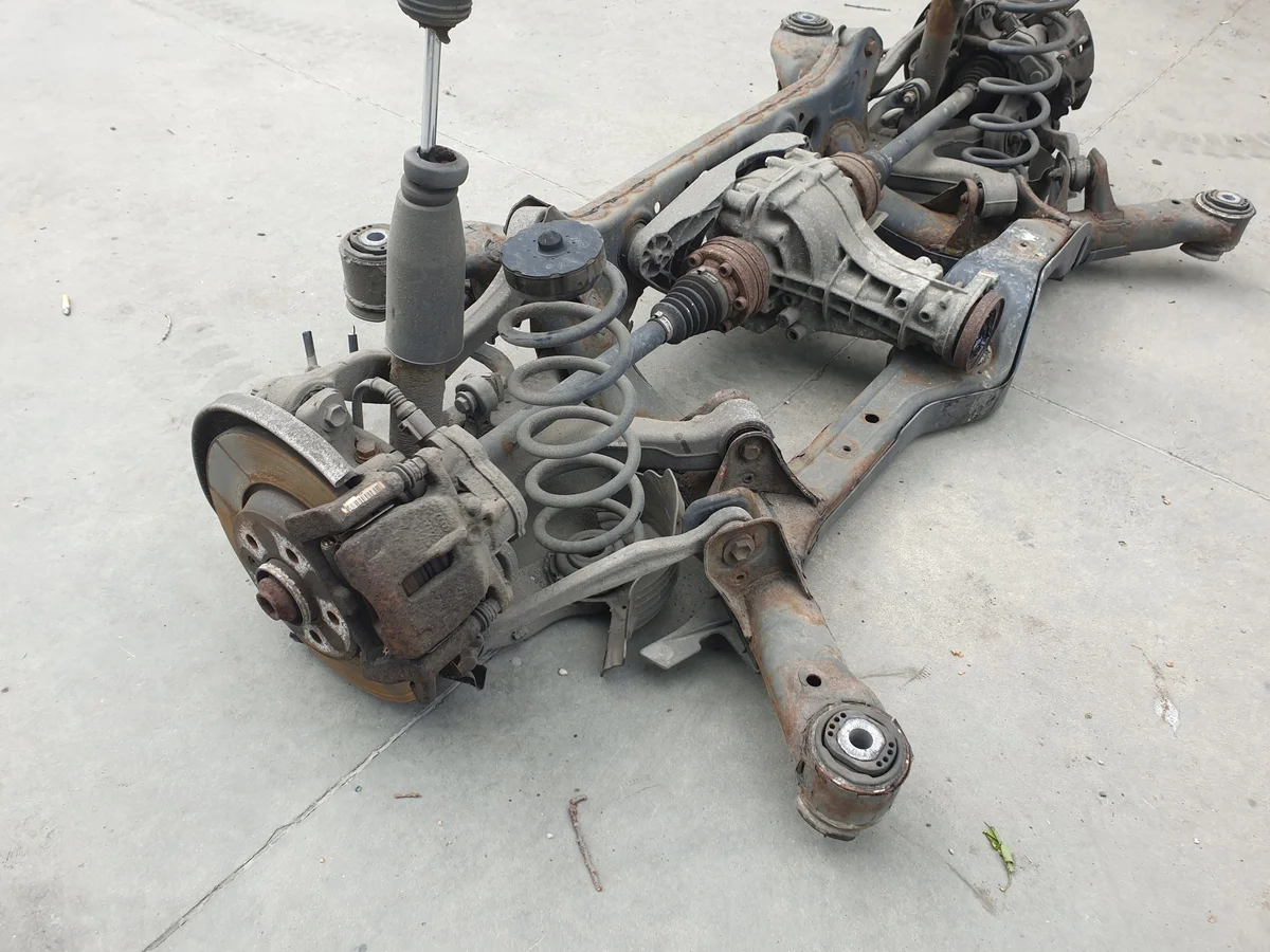Draagarm achter Audi Q5 8R 2.0 TDI