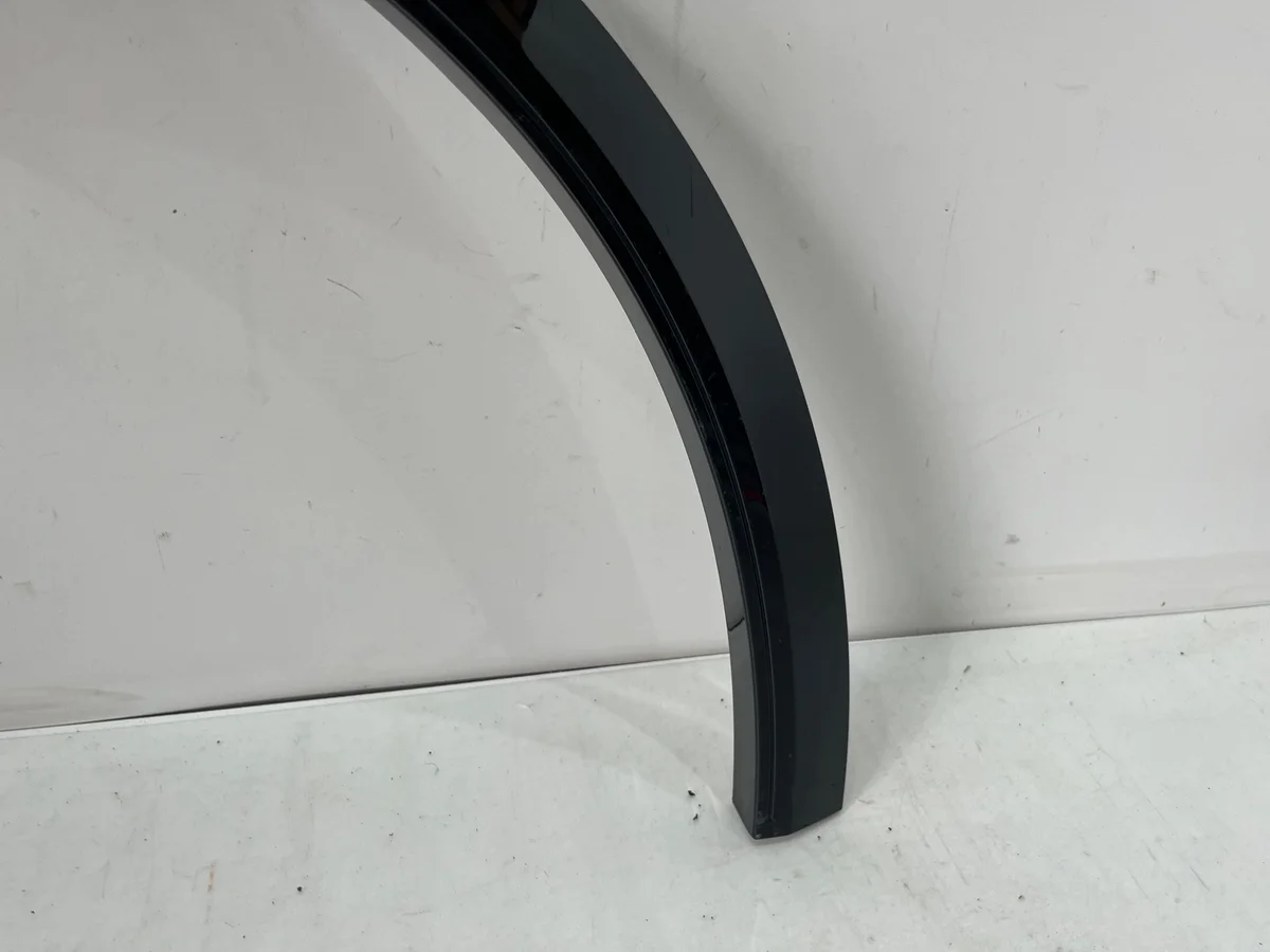 Kotflügelverkleidung vorne links Renault Megane V image 5