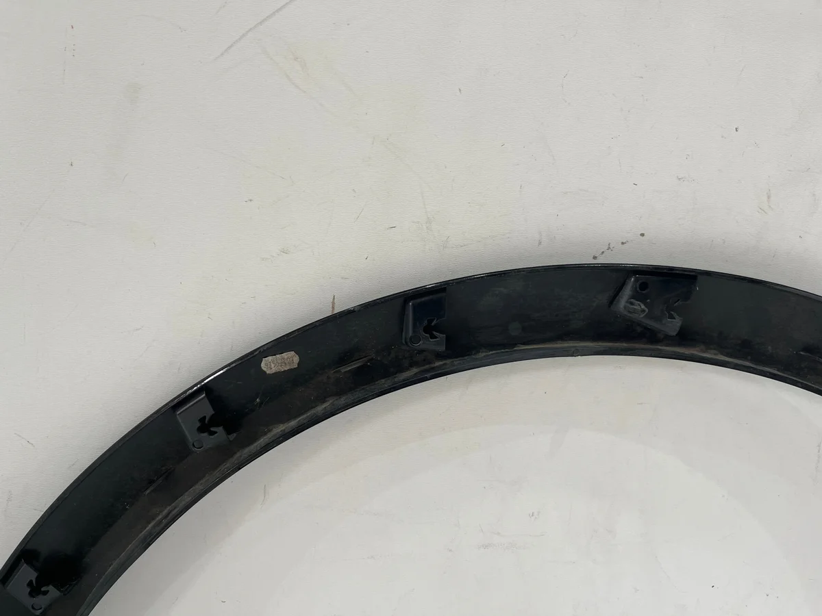 Kotflügelverkleidung vorne links Renault Megane V image 8