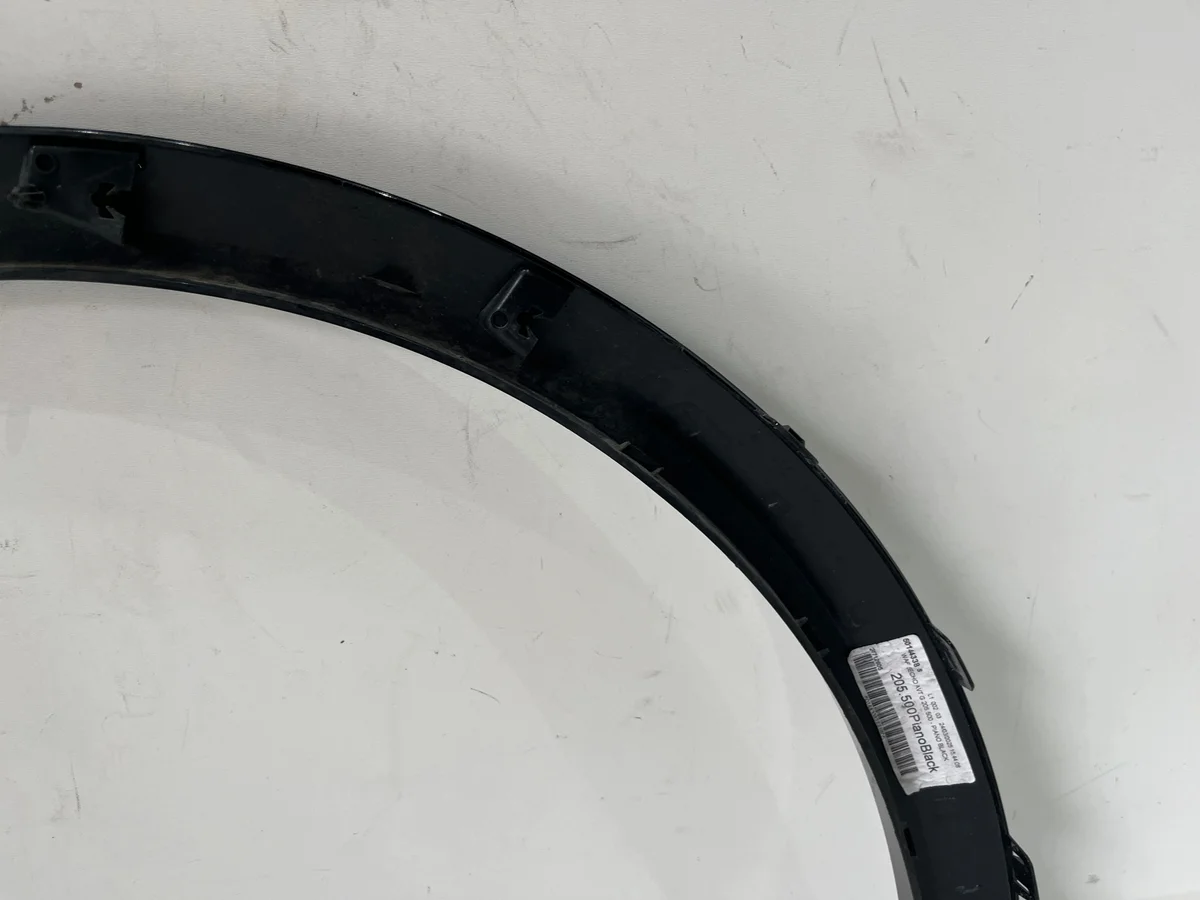 Kotflügelverkleidung vorne links Renault Megane V image 9