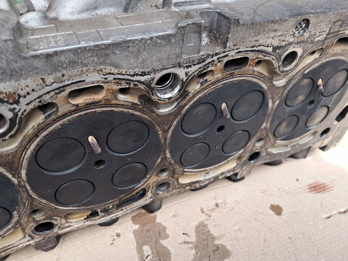 Citroen OE 9682446510 Testata Usata image 8