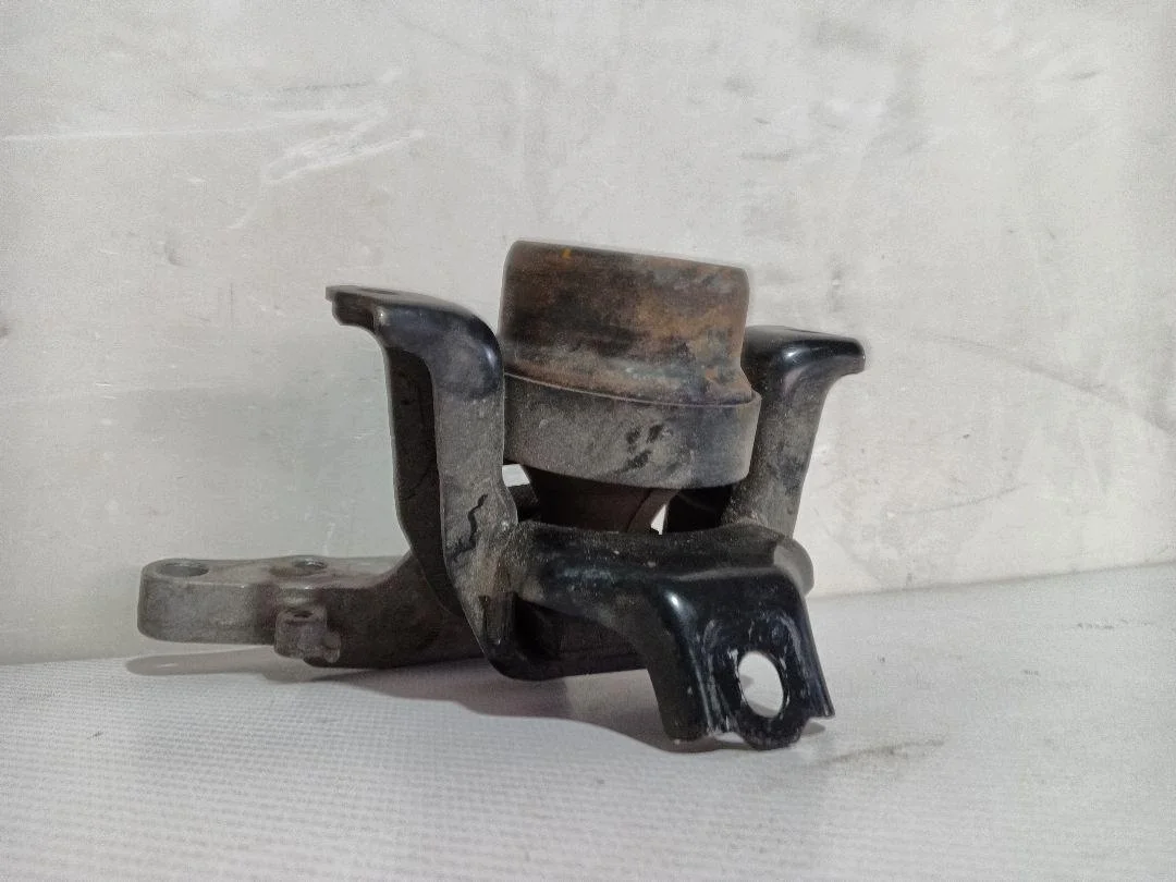 Support moteur Suzuki Baleno II 11610-68P5 image 5