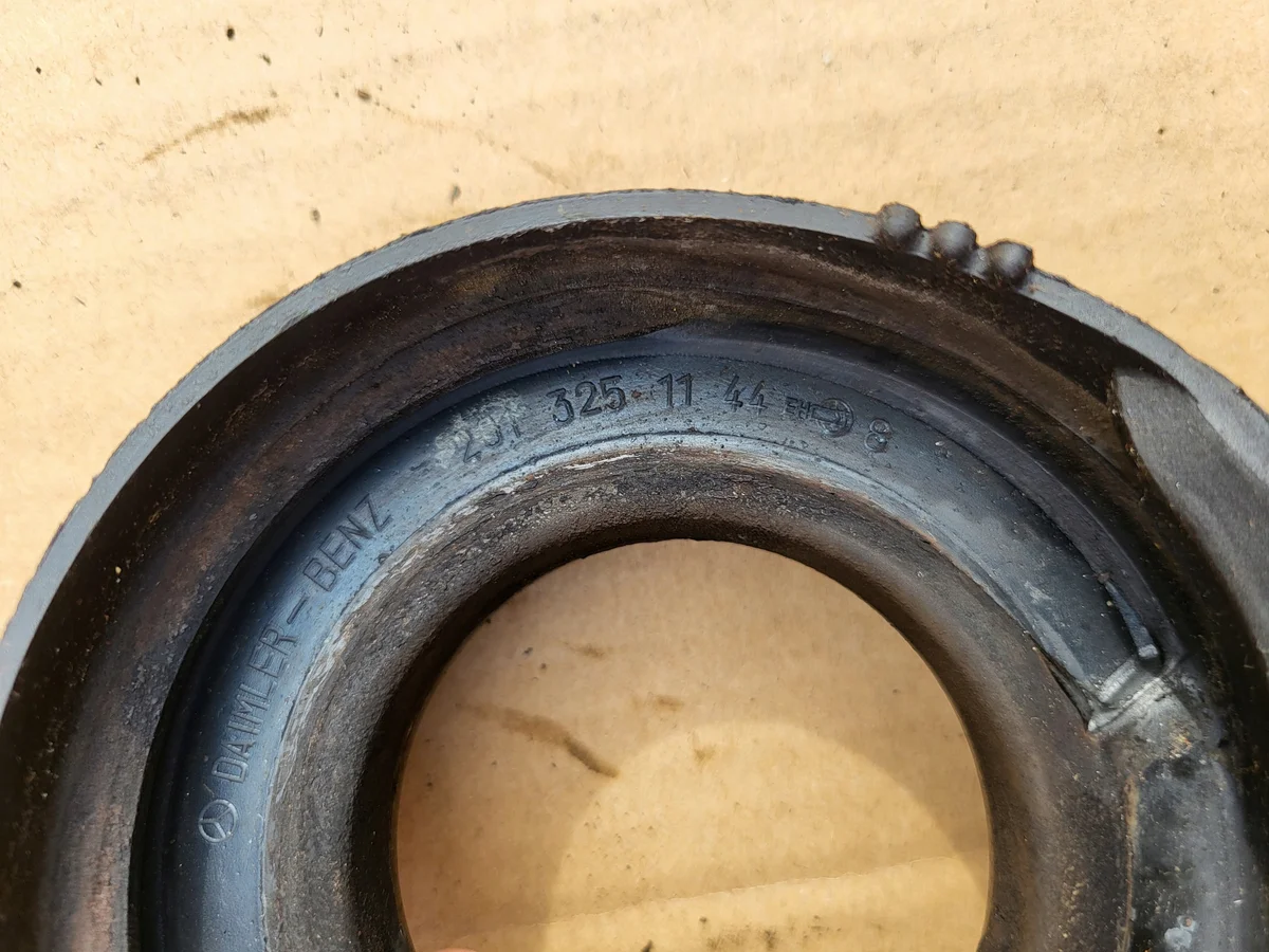 Fjäder bak Mercedes 190 W201 OE 2013251144 image 8
