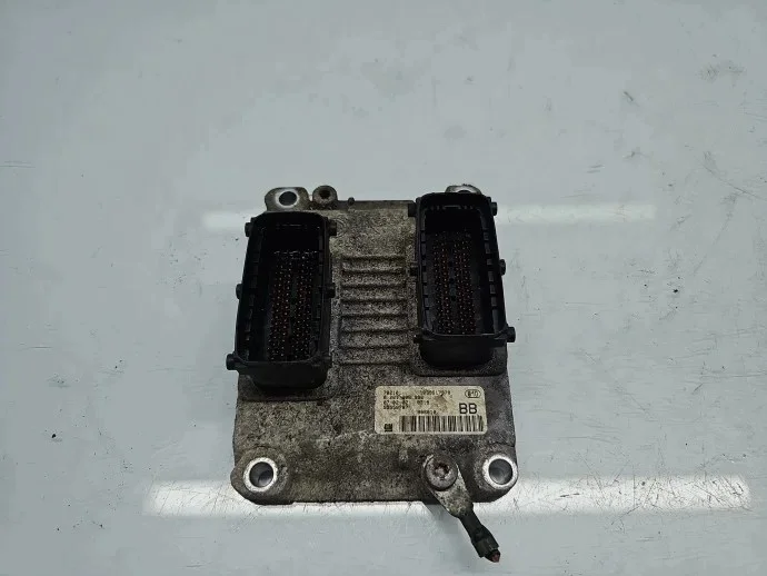 Engine Control Unit ECU Opel Astra H 1.4