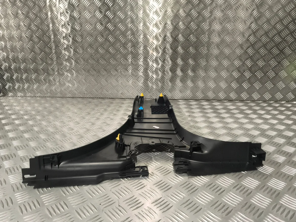 Ford Puma Mk2 Cache Pilier Gauche P1TB-A243W07-A image 3