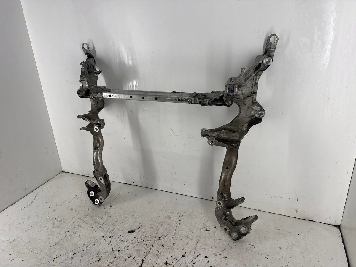 Porsche Macan 8R0399315J Framvagn Begagnad image 3
