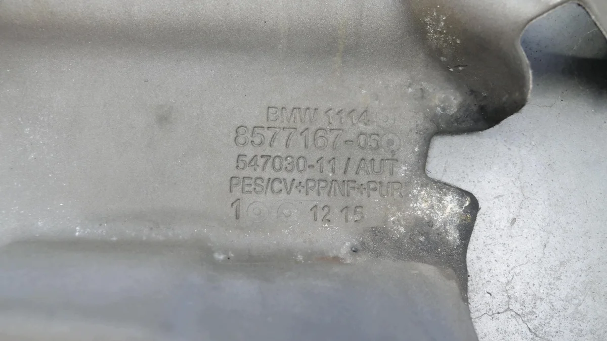 BMW F39 F45 F46 F48 Ölwannenschutz B47 8577167 image 4