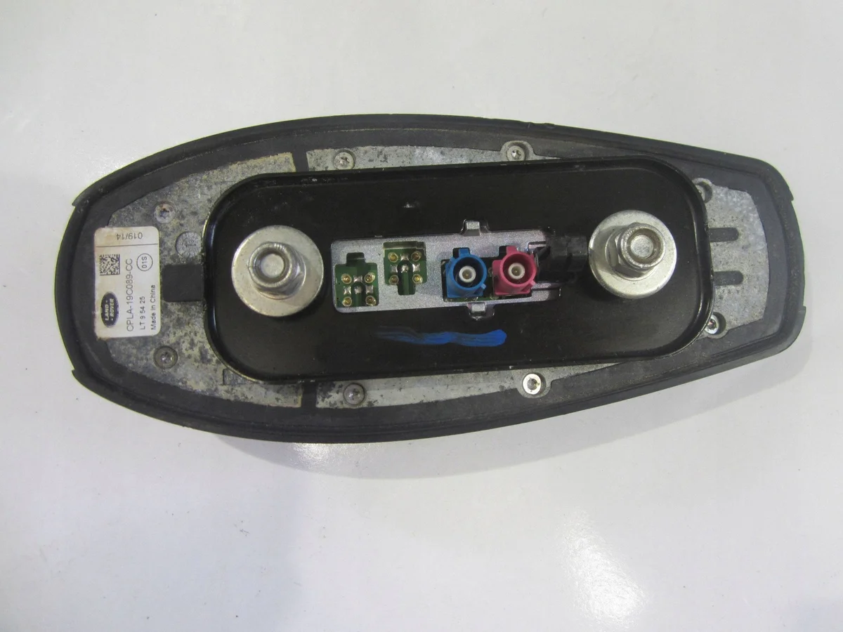 RANGE ROVER VOGUE TAKANTENN CPLA-19C089-CC image 10