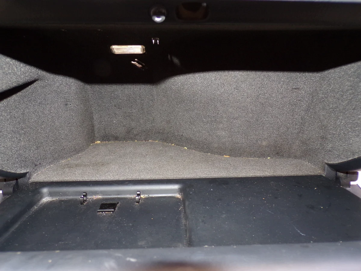 Dashboardkastje Audi A4 B6 Gebruikt image 5