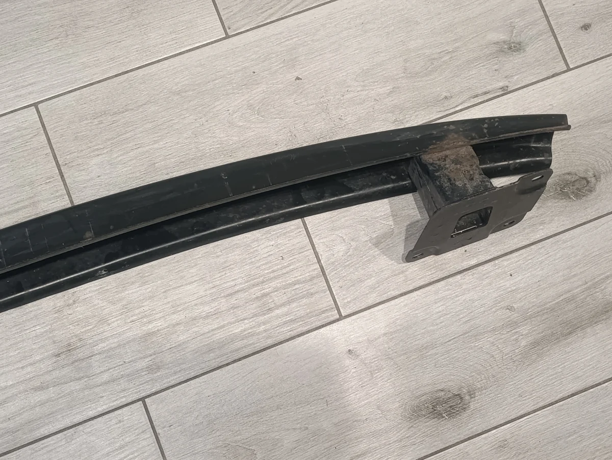 VW Polo 9N Rear Bumper Beam 6Q0807305 image 7