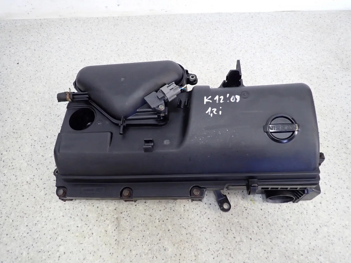 Nissan Micra K12 ilmansuodattimen kotelo