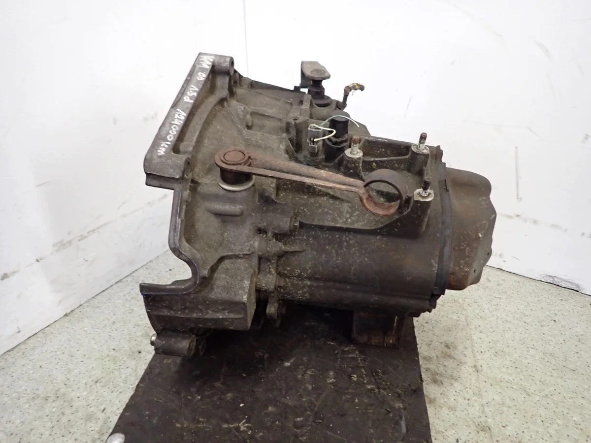 Boîte de vitesses Nissan Micra K11 1.5D manuelle image 4
