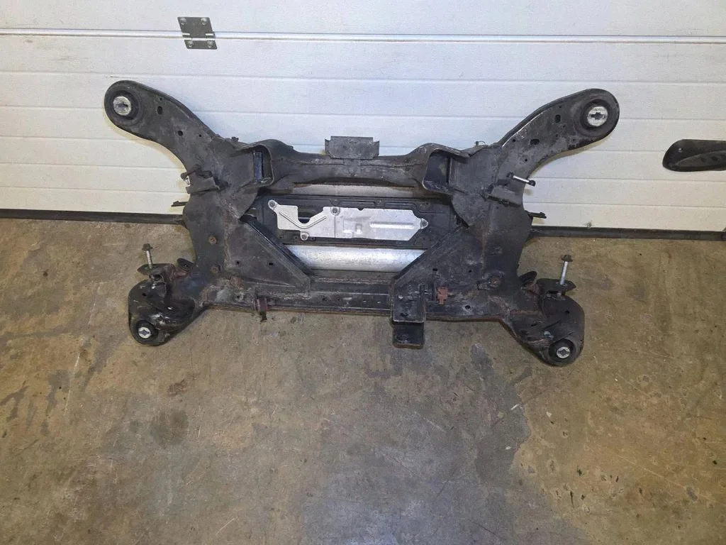 Maserati Levante Ophanging 06701036220 image 7