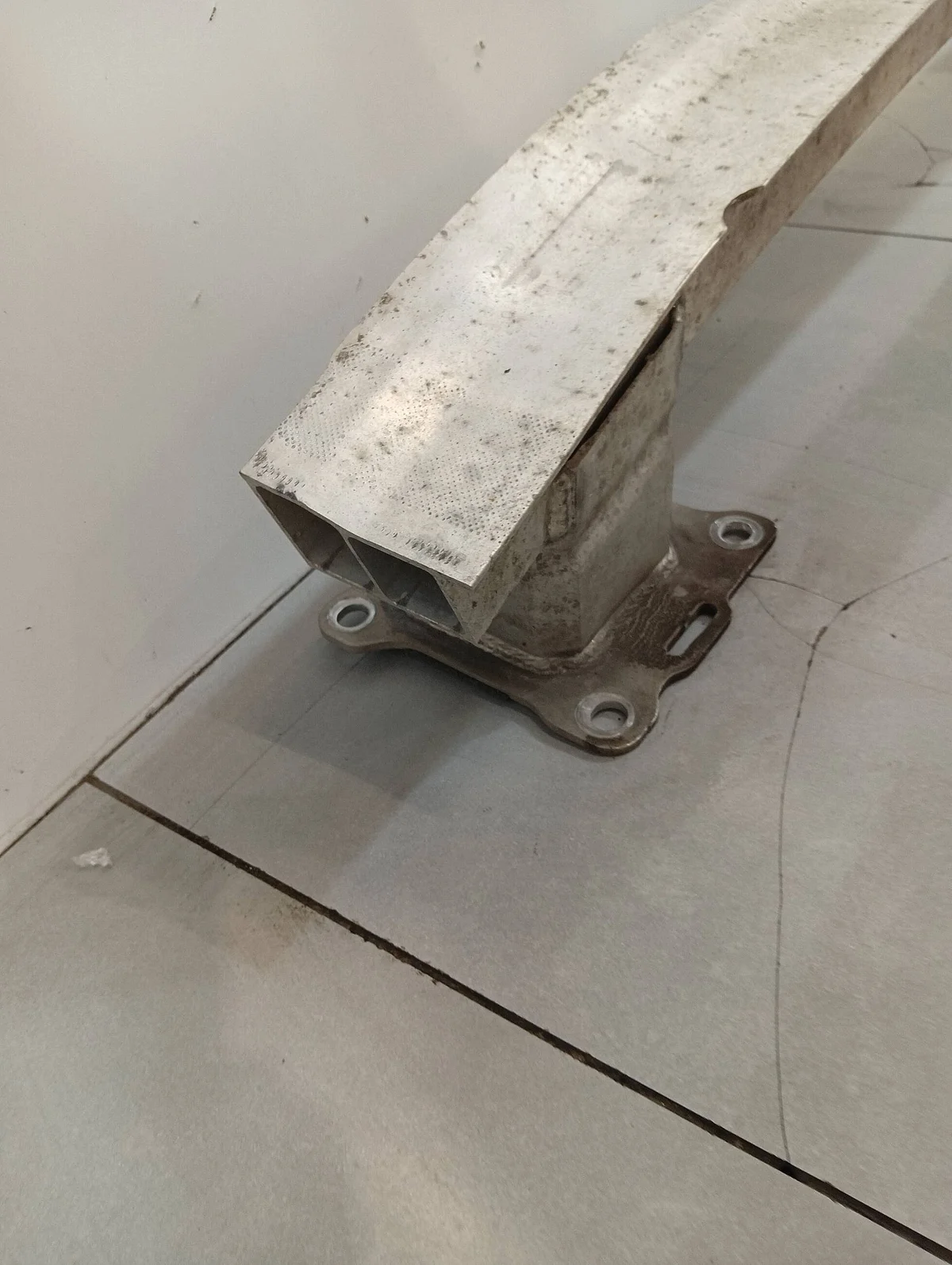 Audi A6 C8 Front Bumper Reinforcement Bar image 4