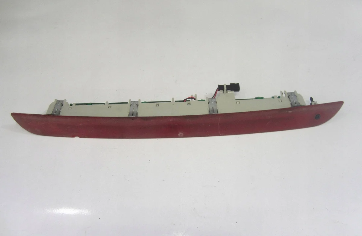 Tredje bromsljus Opel Zafira C 21447001