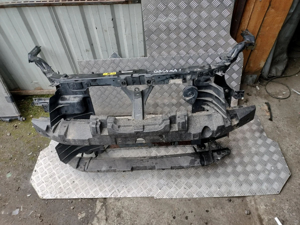 Nissan Qashqai J10 Frontverstärkung