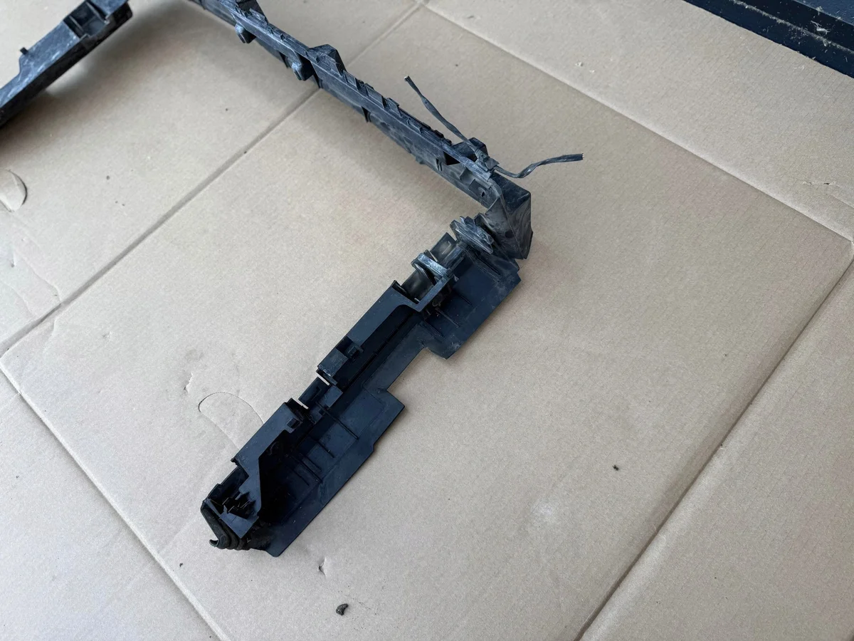Mercedes-Benz A2475051200 ohjauspyörä image 3