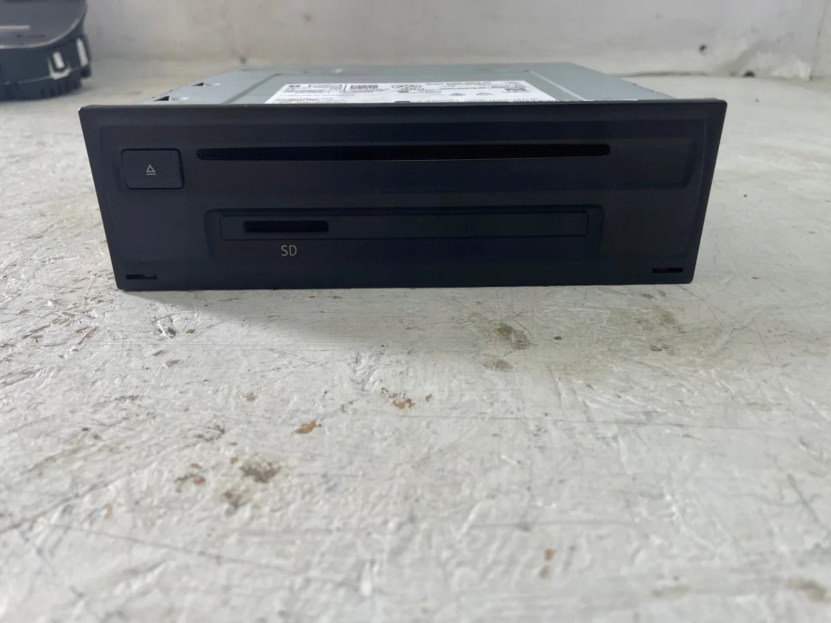 Lecteur Navigation VW Golf VII 3Q0035824C image 3