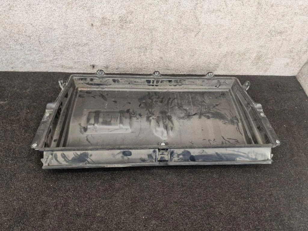 Luftfilterhus Tesla Model S 2017 107916800B