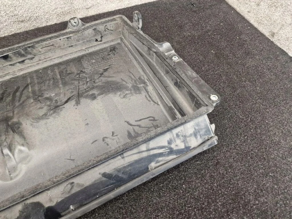 Luftfilterhus Tesla Model S 2017 107916800B image 3