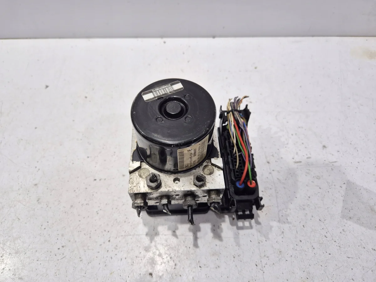 ABS-pumppu Ford Fiesta Mk7 VII AV59-2C405-EA image 8