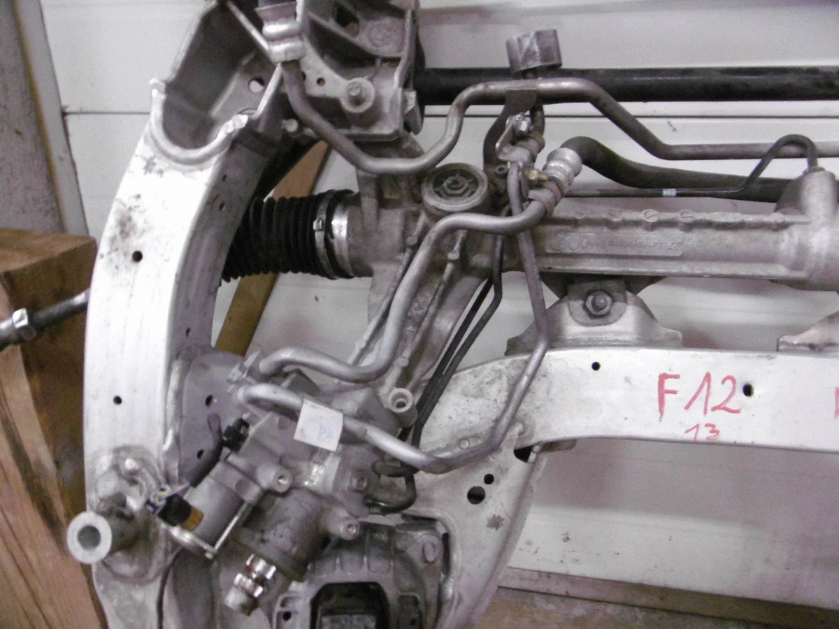 Ohjaustehostimen letku BMW 6 F12 F13