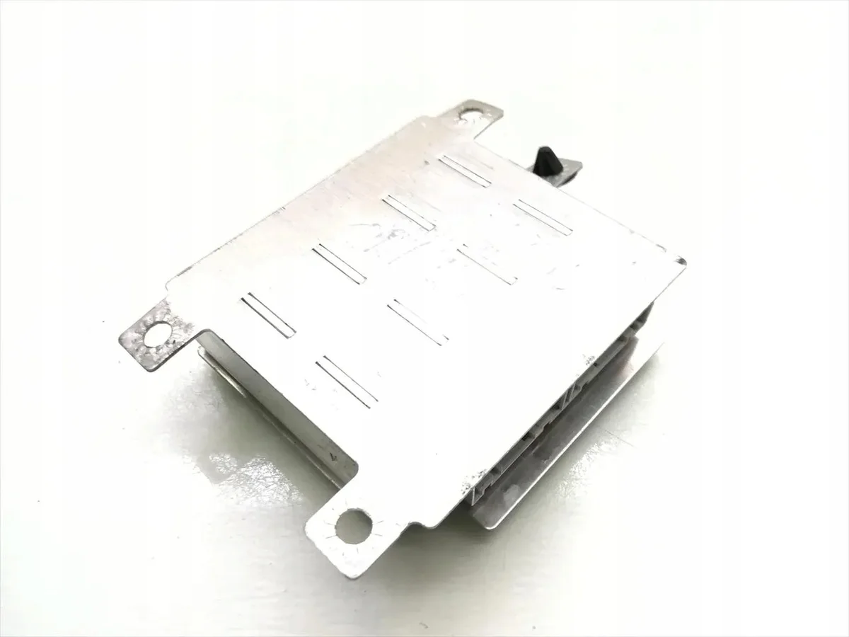 Hyundai Getz Airbag Module 95910-1C100 image 8